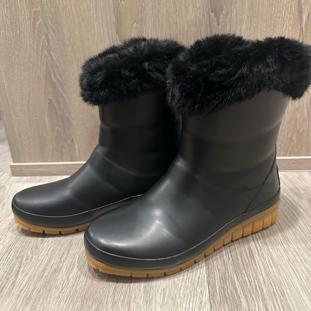 Joules Women’s Chilton Short Padded Rain/winter  Boots Black size 7